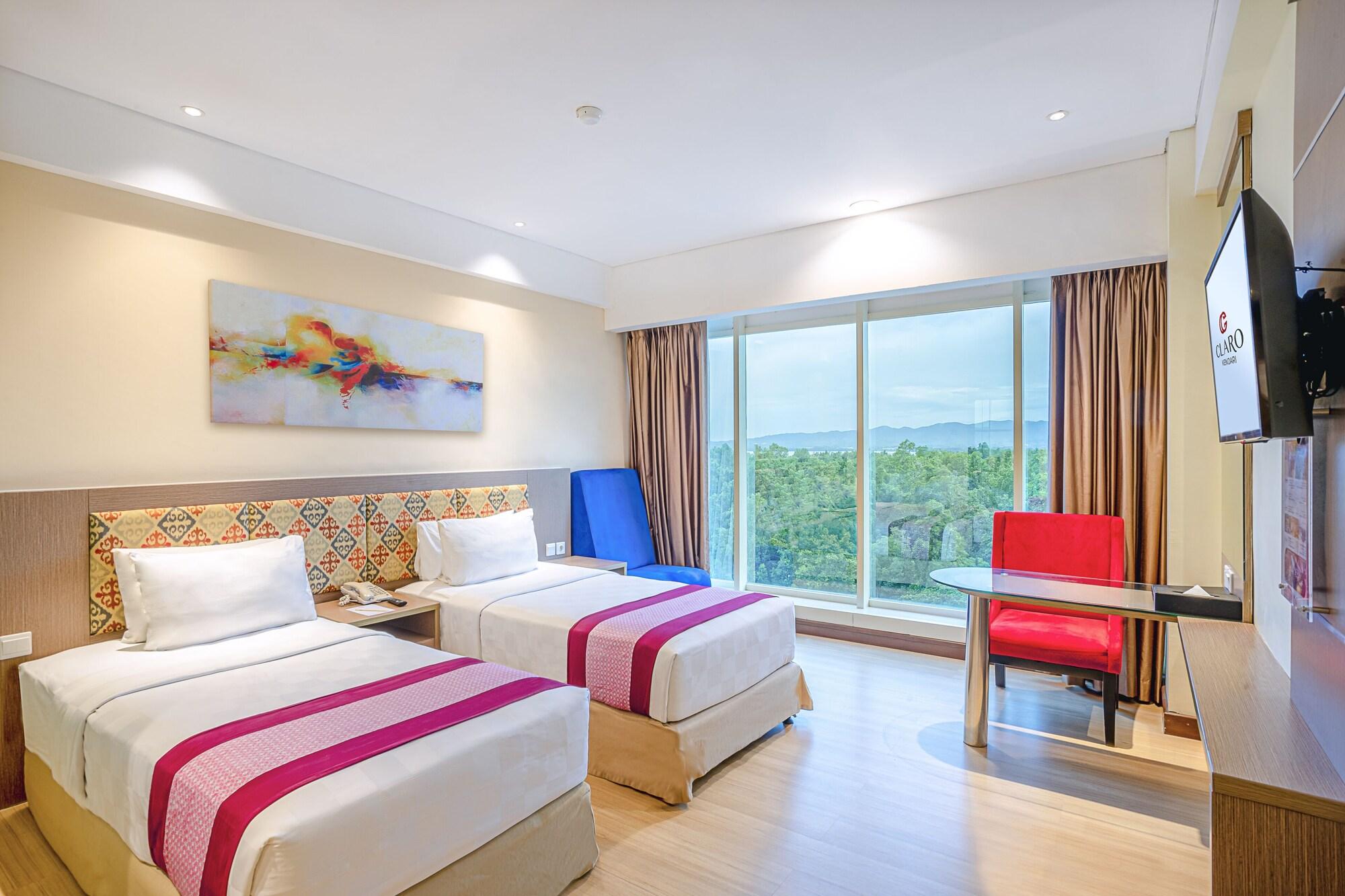 Claro Hotel Kendari Luaran gambar