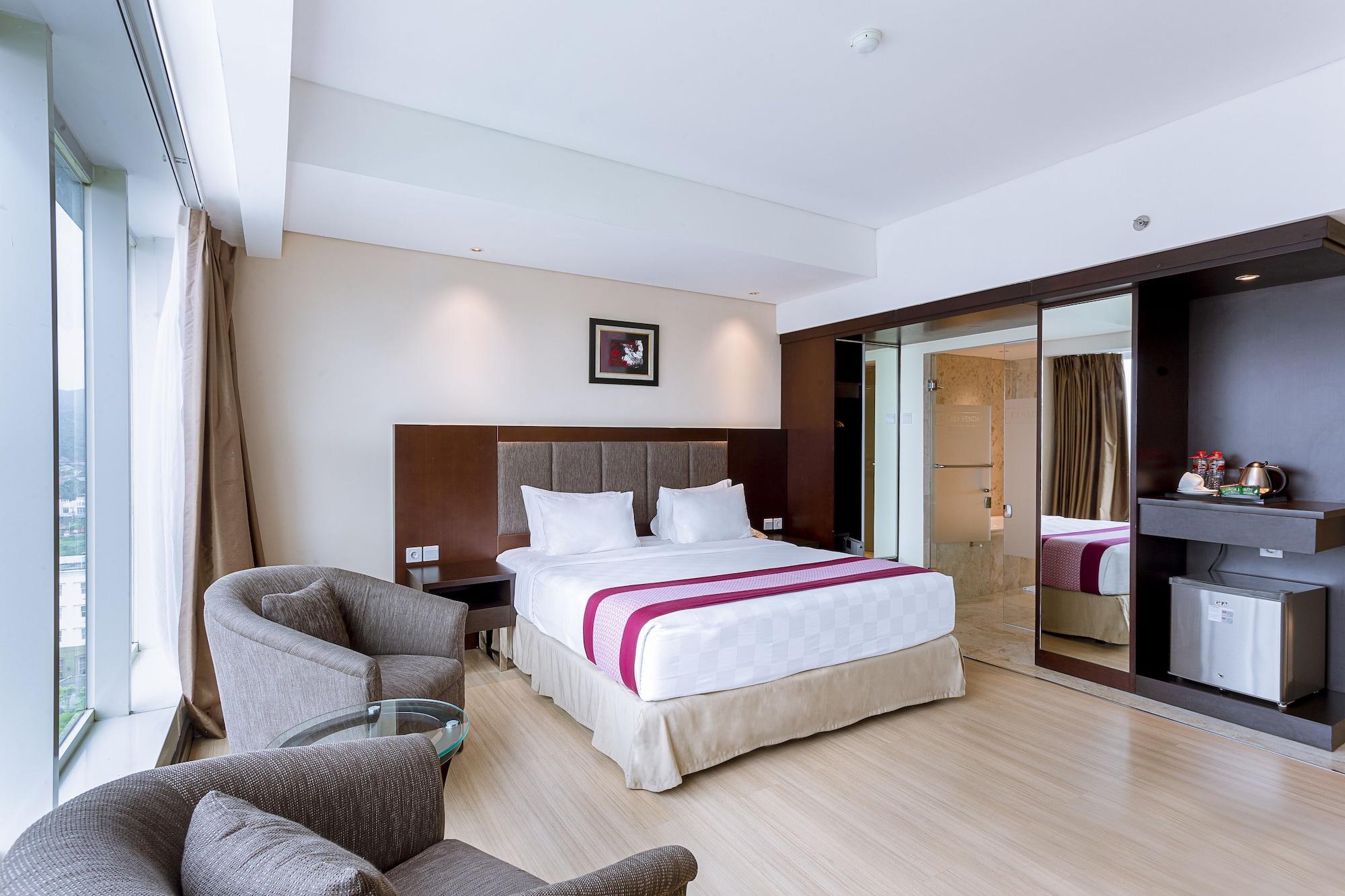 Claro Hotel Kendari Luaran gambar