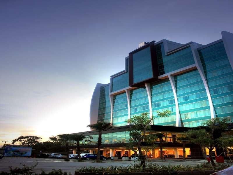 Claro Hotel Kendari Luaran gambar