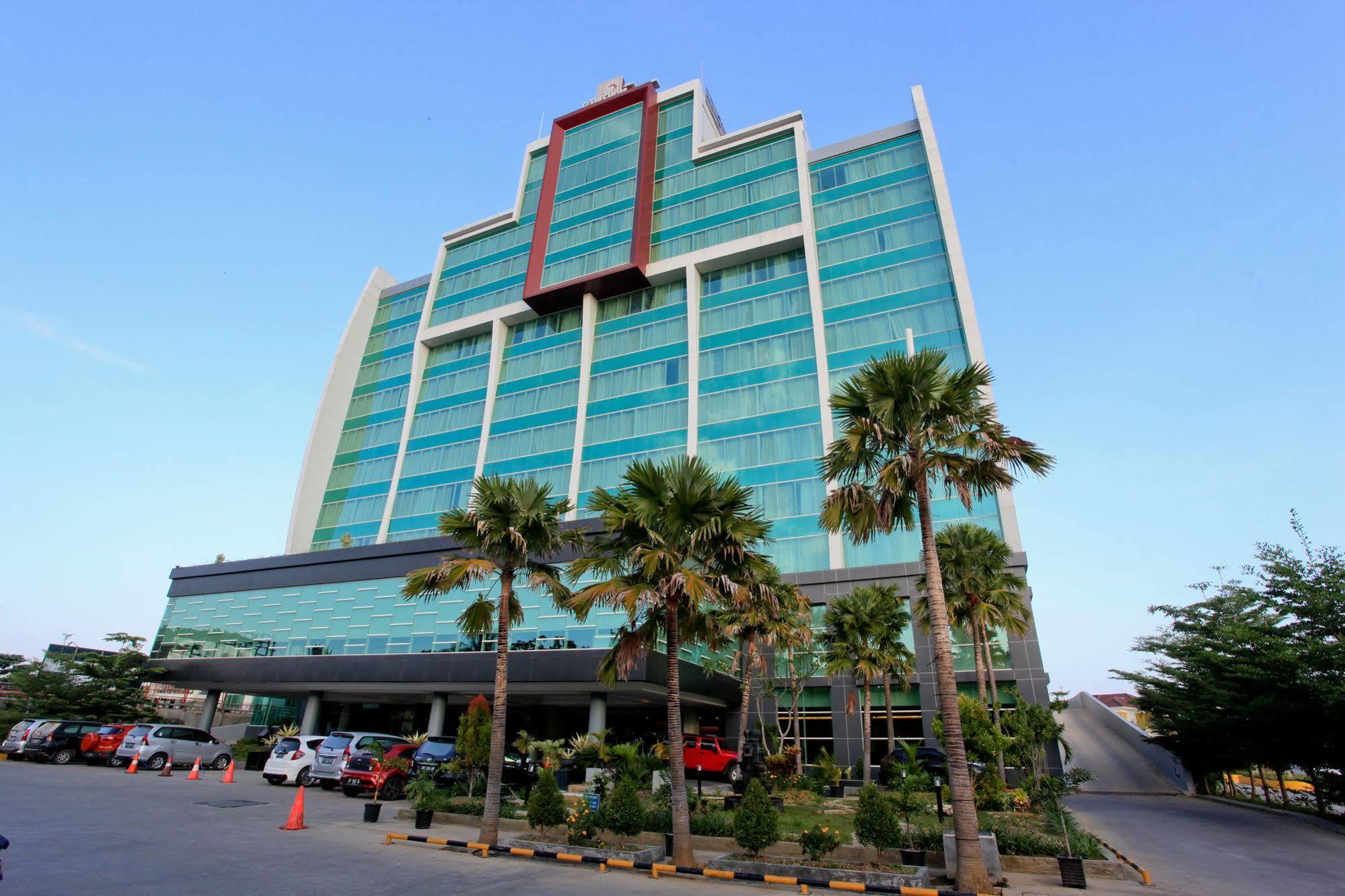 Claro Hotel Kendari Luaran gambar